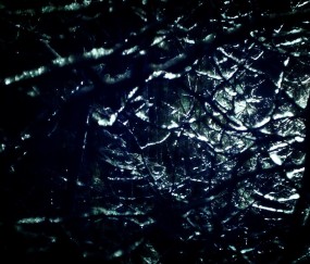 怀孕初期一直有浅色血